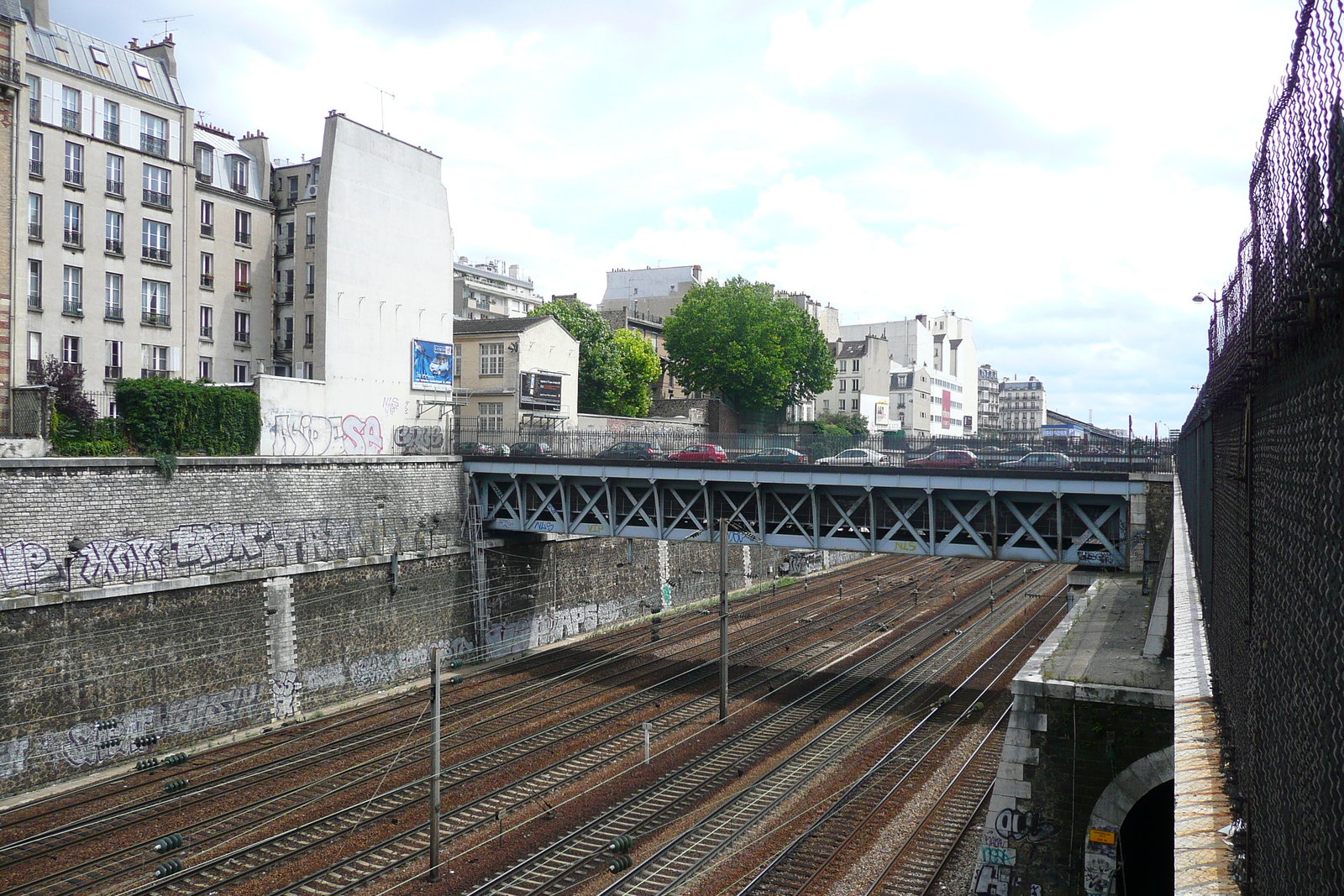 Photo France Paris Rue de Rome 2007-06 100