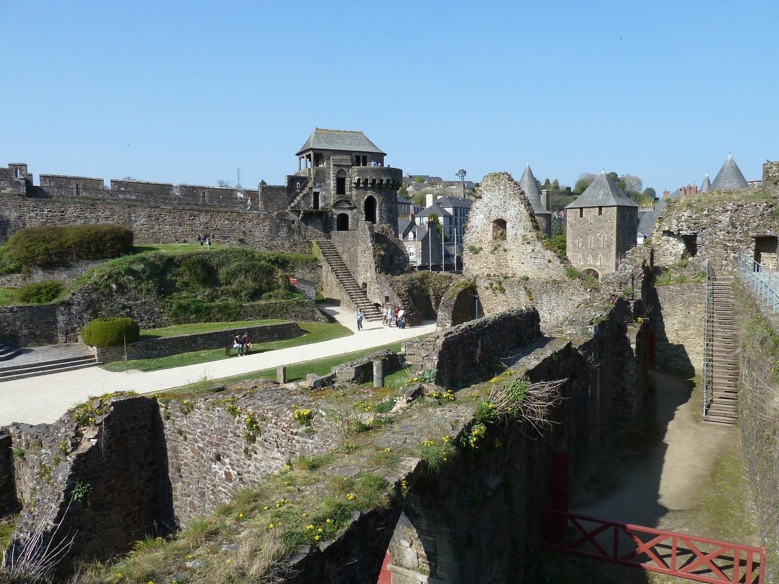 Photo France Fougères 2010-04 132