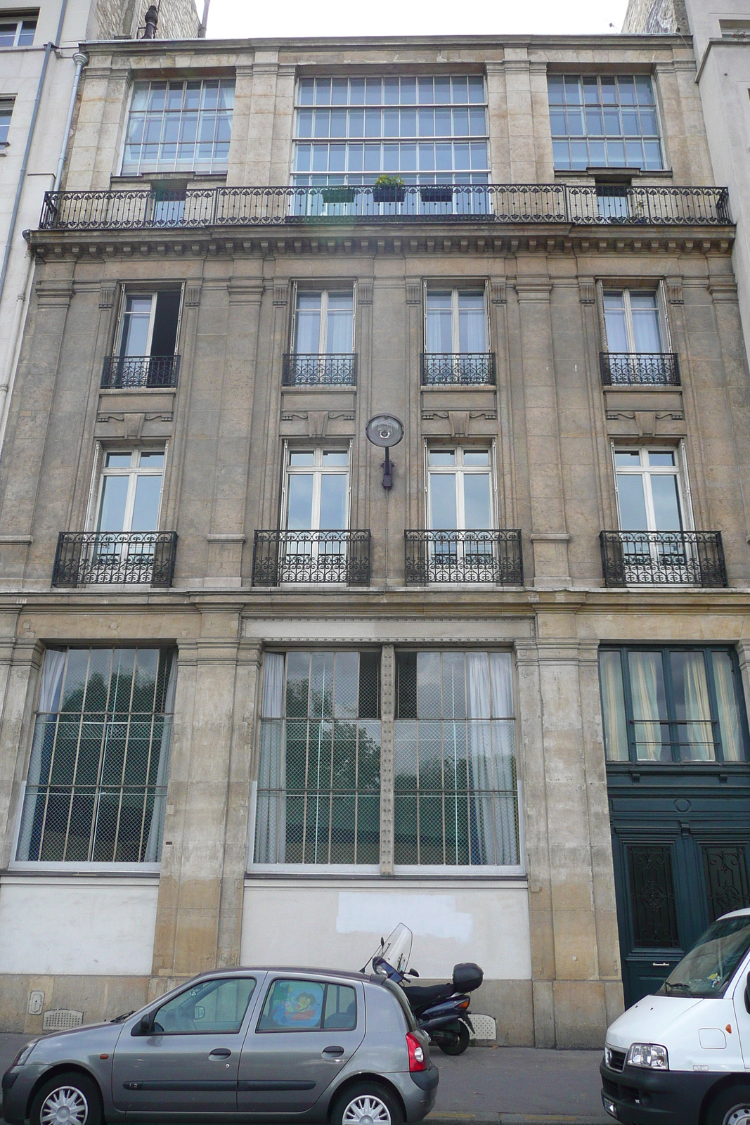 Photo France Paris Rue de Rome 2007-06 8