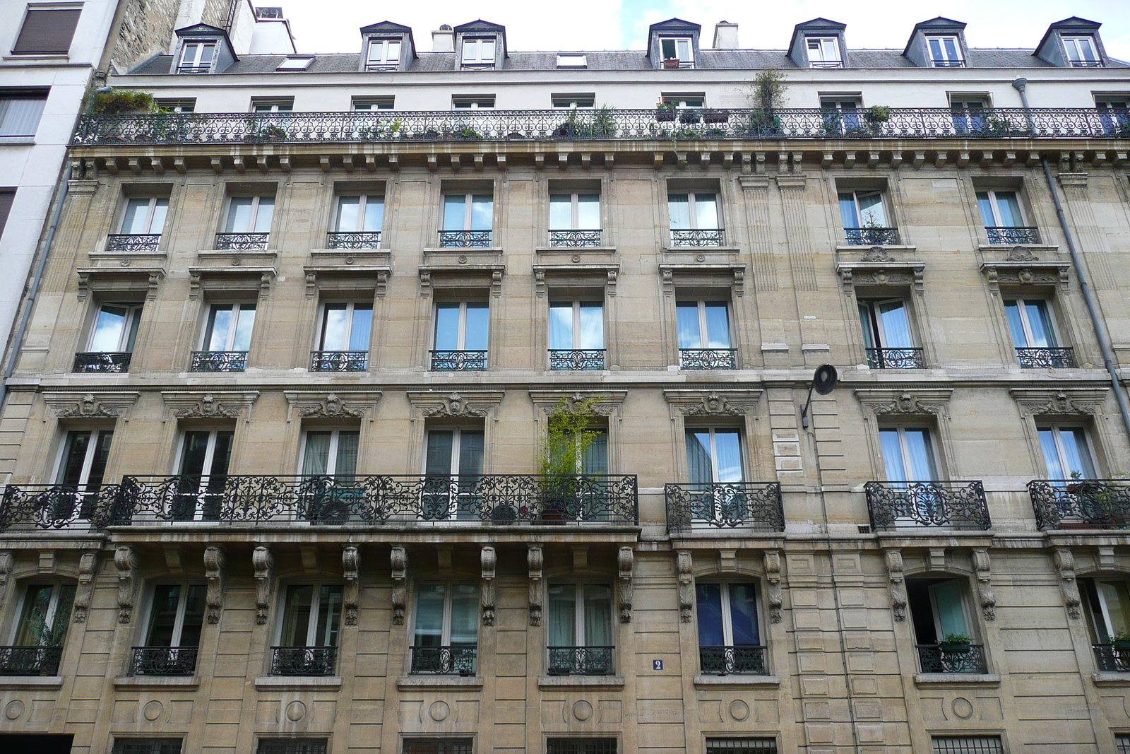 Photo France Paris Rue Ampère 2007-06 30