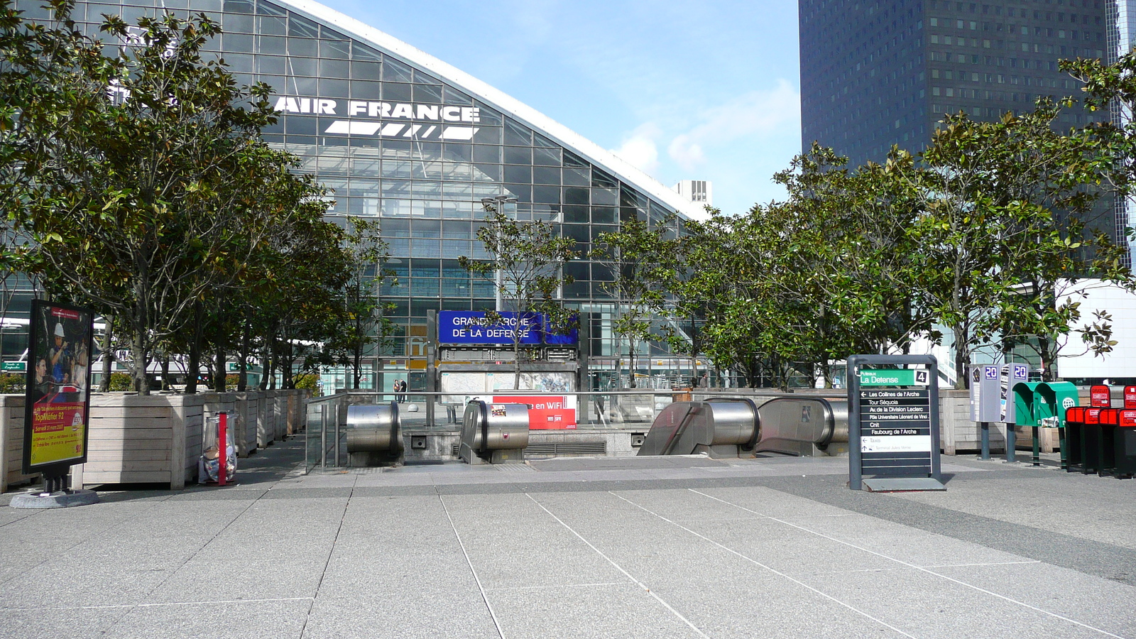 Photo France Paris La Defense 2007-05 222