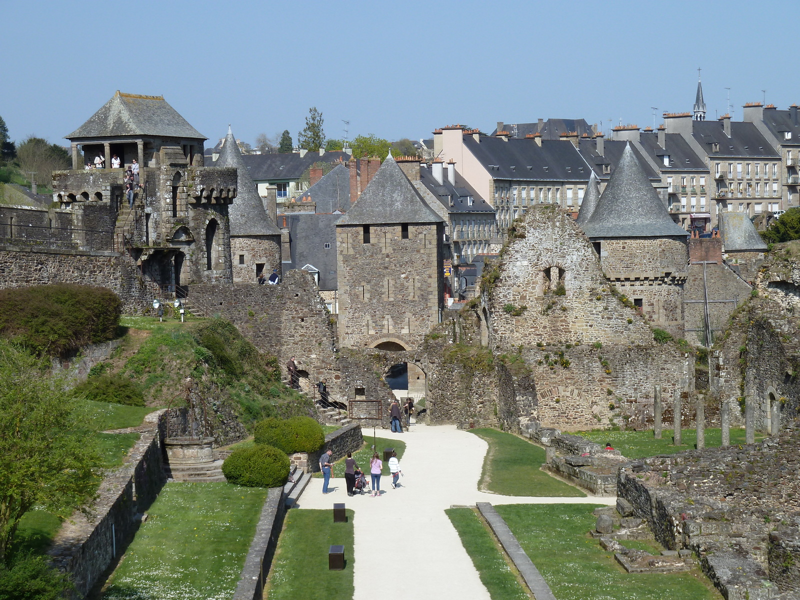 Photo France Fougères 2010-04 146