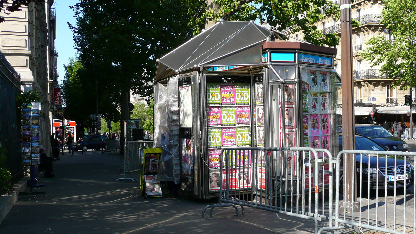 Photo France Paris 17eme Arrondissement Avenue de Wagram 2007-05 10