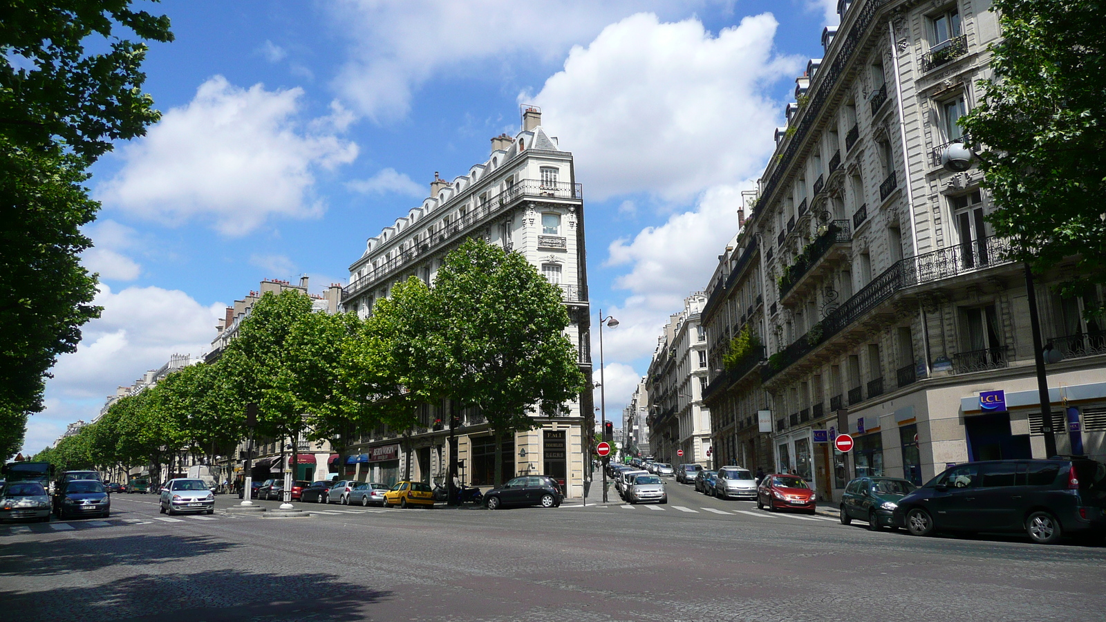 Photo France Paris Boulevard Malesherbes 2007-05 2