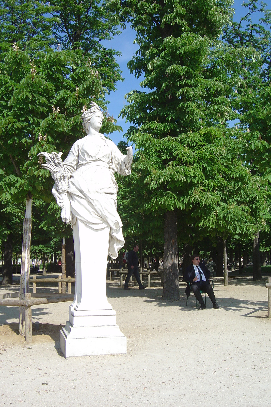 Photo France Paris Jardin des Tuileries 2007-05 16