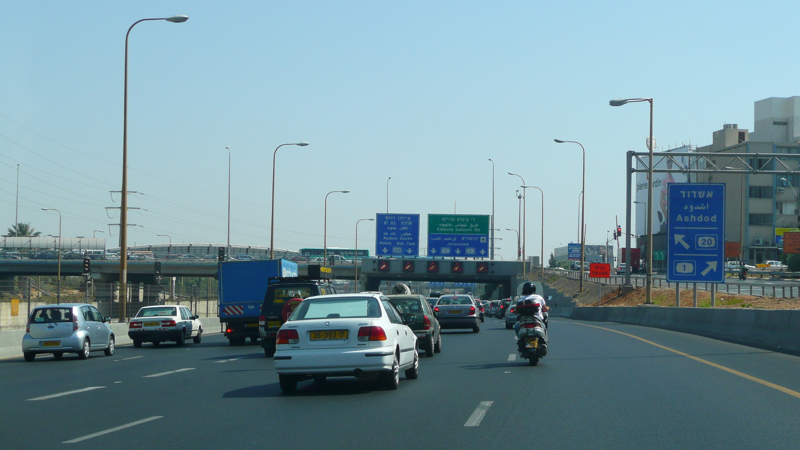Photo Israel Route de Tel Aviv à Ben Gurion 2007-06 16