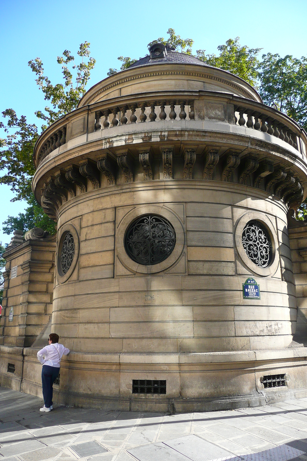 Photo France Paris Avenue de Friedland 2007-09 30