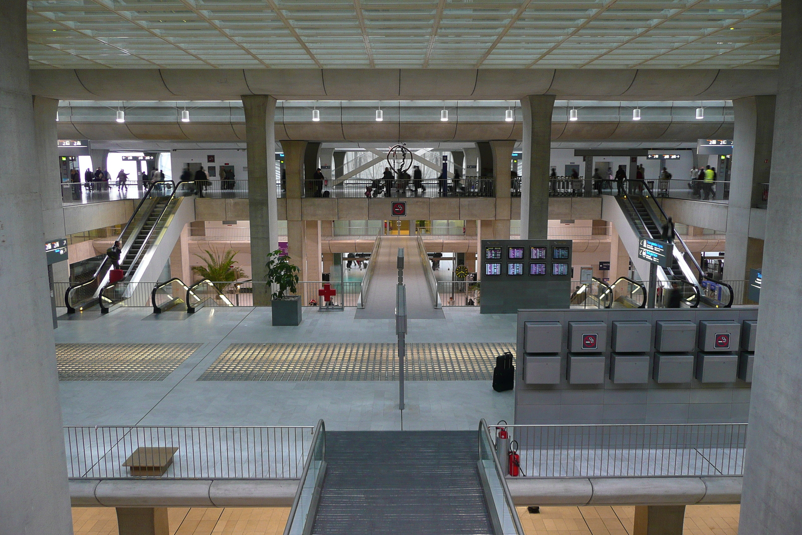 Photo France Aéroport Paris Charles de Gaulle 2007-11 40