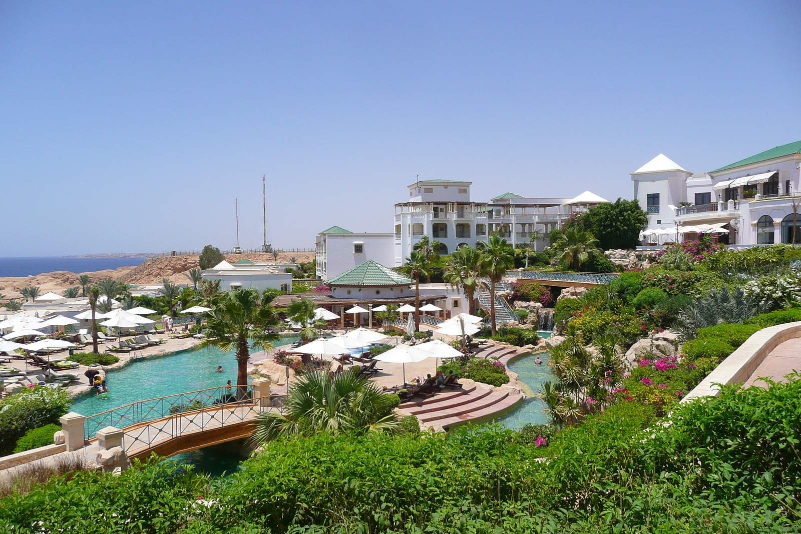 Photo Égypte Sharm el Sheikh Hôtel Hyatt Piscine Hyatt Sharm el Sheikh 2008-06 44