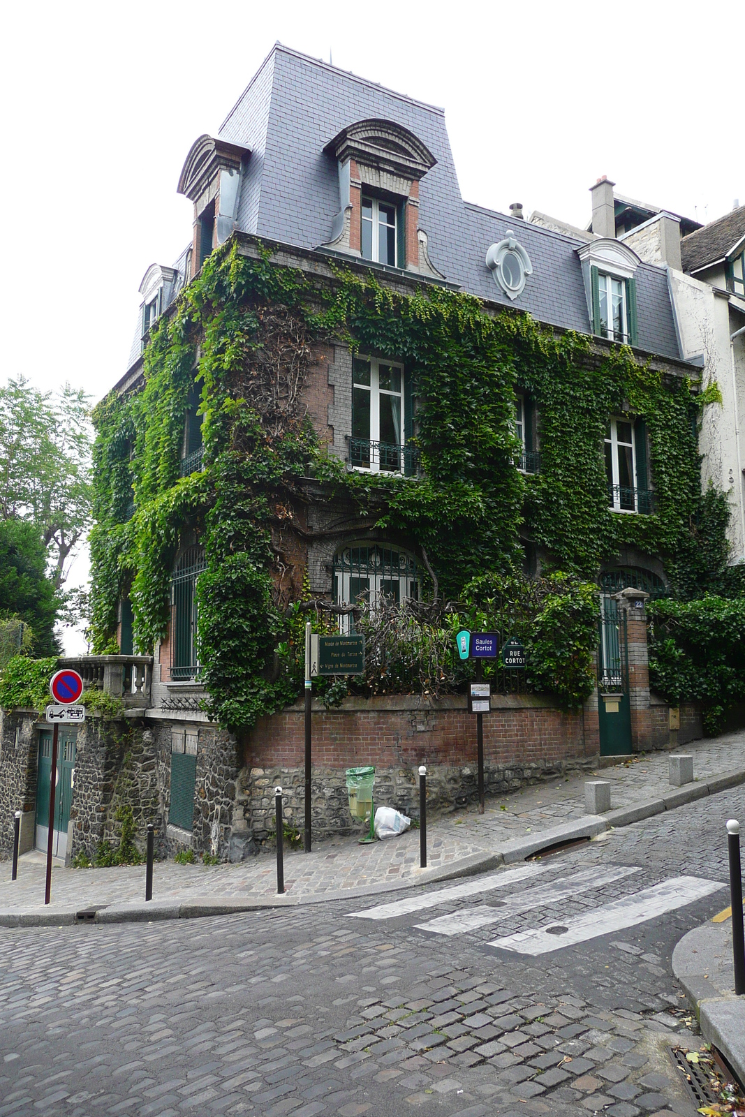 Photo France Paris Montmartre 2007-06 149