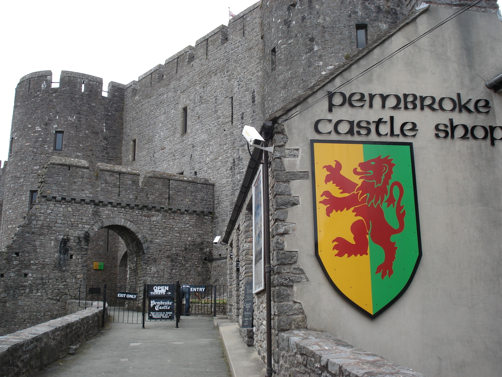 Photo Royaume-Uni Pembrokeshire Pembroke Castle 2006-05 5