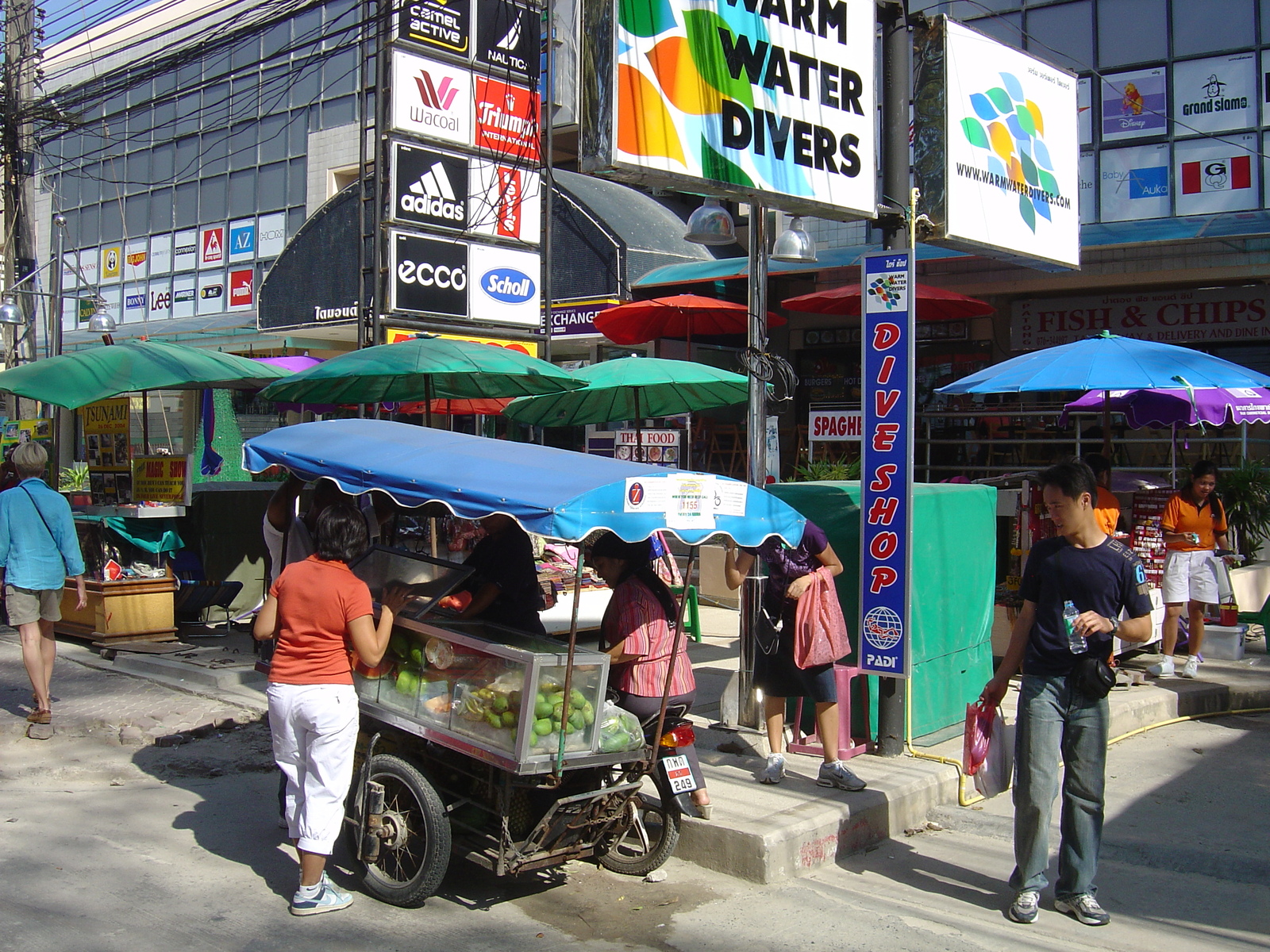 Photo Thaïlande Phuket Patong Beach Road 2005-12 21