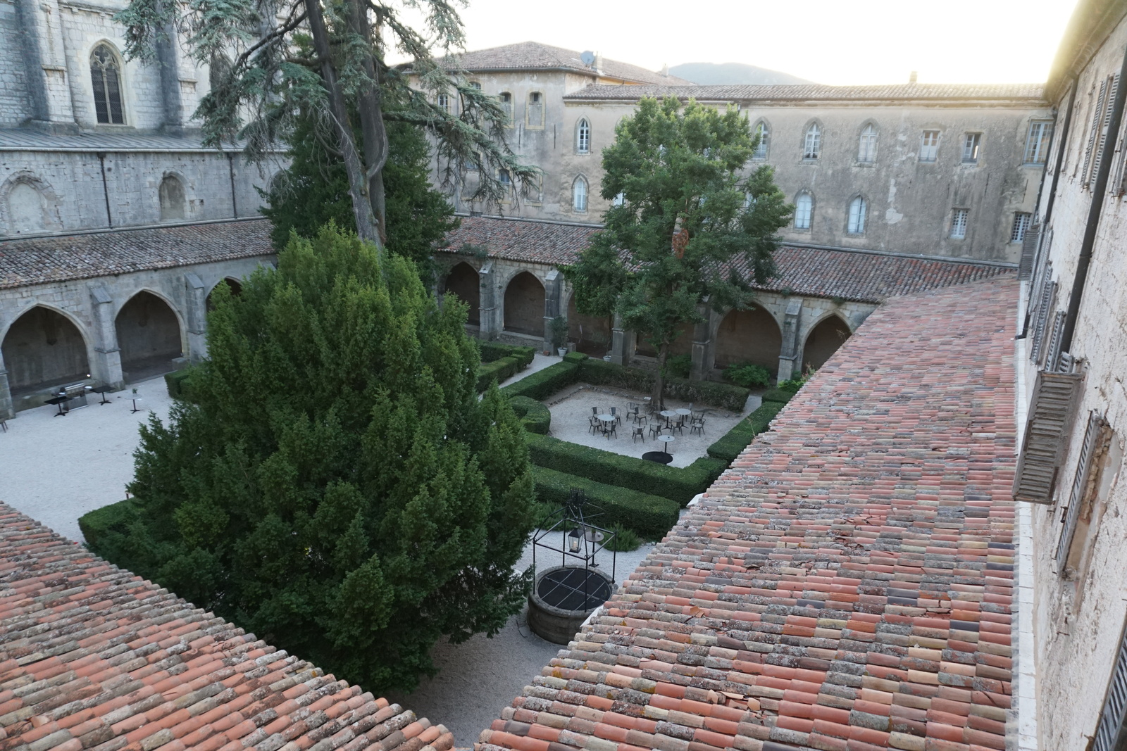 Photo France Saint Maximin la Sainte Baume Hôtel Le Couvent Royal Saint Maximin 2017-08 38
