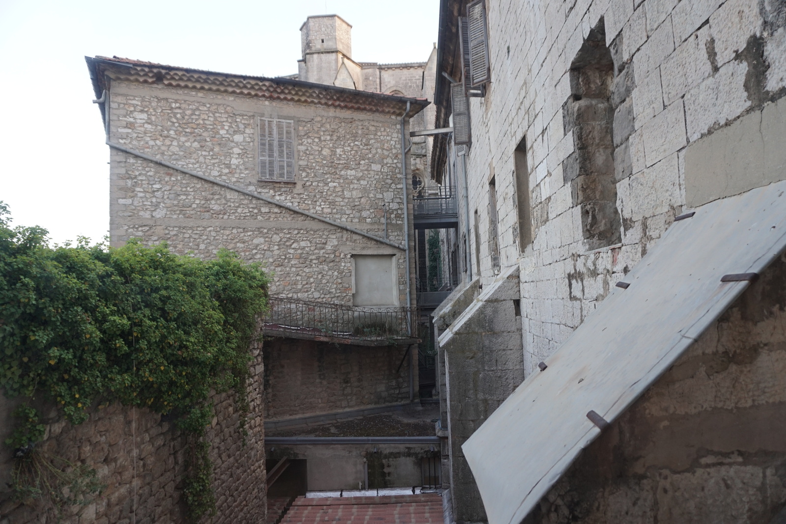Photo France Saint Maximin la Sainte Baume Hôtel Le Couvent Royal Saint Maximin 2017-08 24