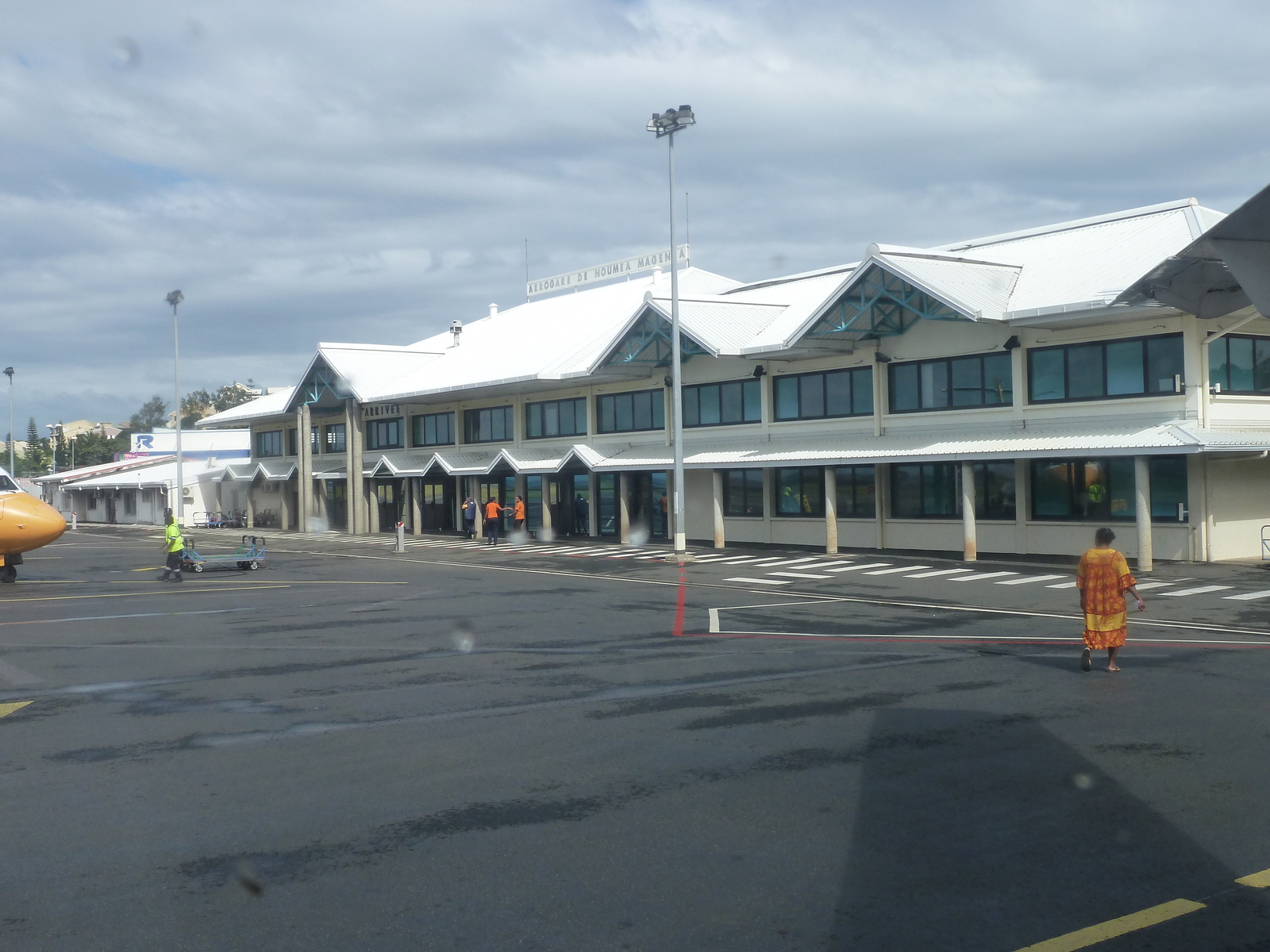 Photo Nouvelle-Calédonie Aéroport de Magenta 2010-05 3