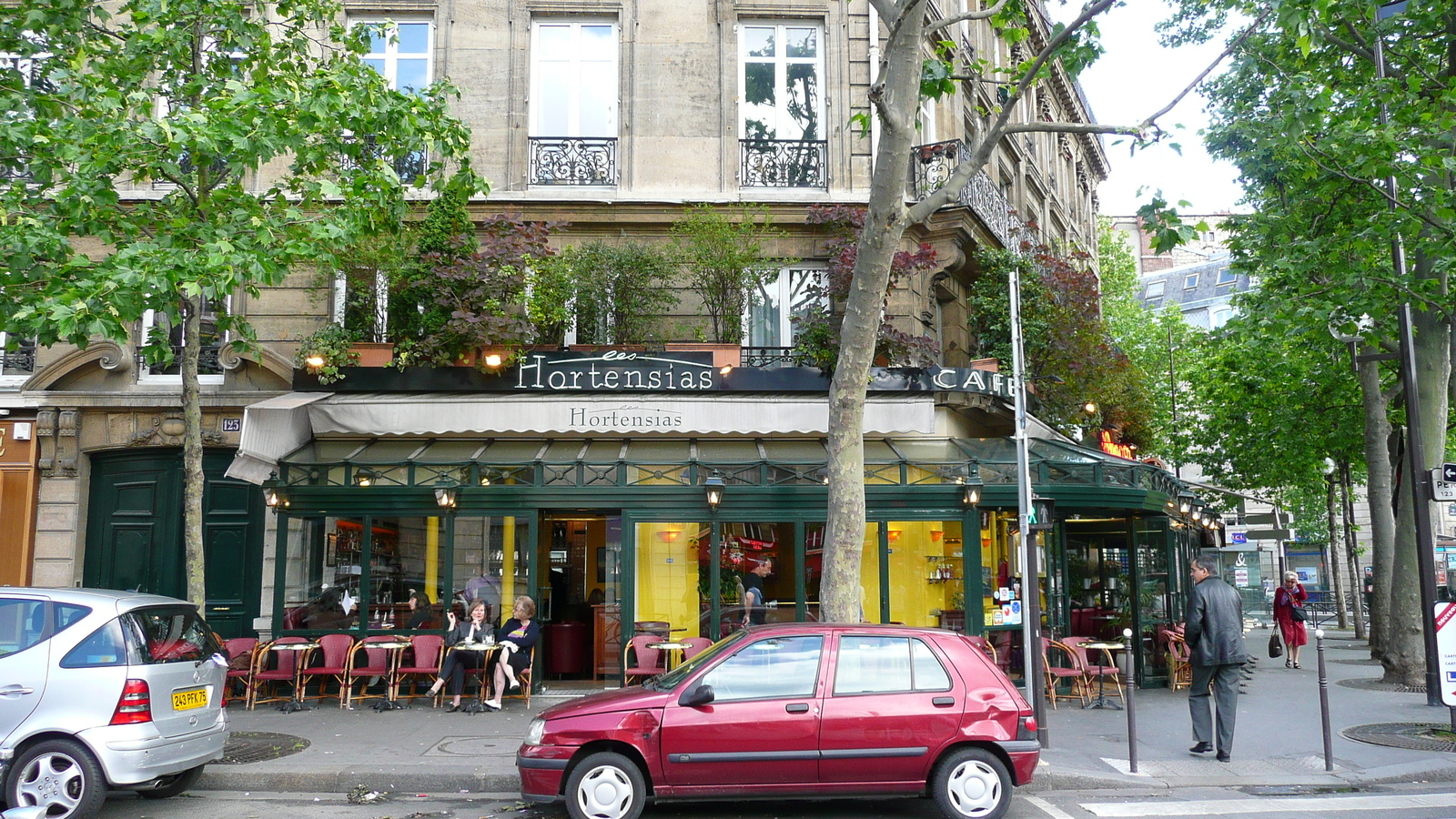 Photo France Paris 17eme Arrondissement Place Péreire 2007-05 41