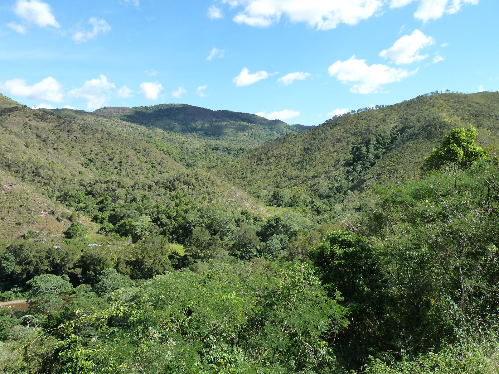 Photo Nouvelle-Calédonie route de Tontouta à Thio 2010-05 1