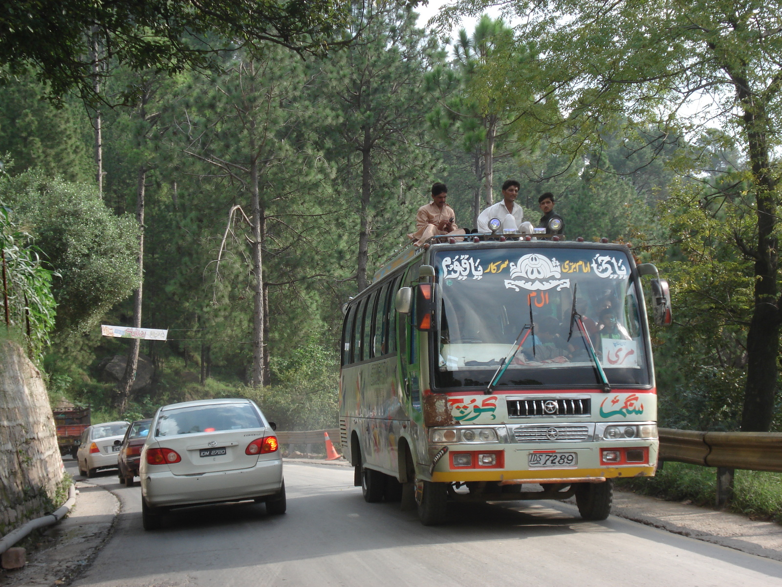Photo Pakistan Route de Islamabad à Murree 2006-08 23
