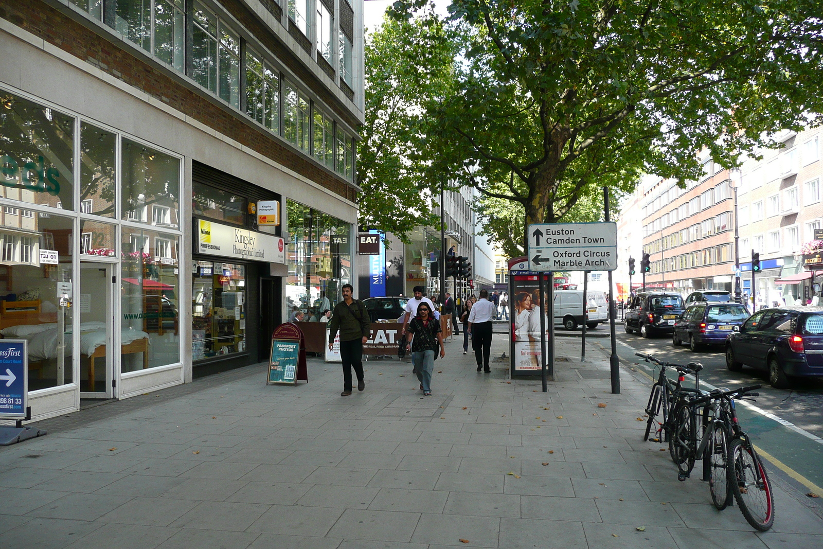 Photo Royaume-Uni Londres Tottenham Court Road 2007-09 80