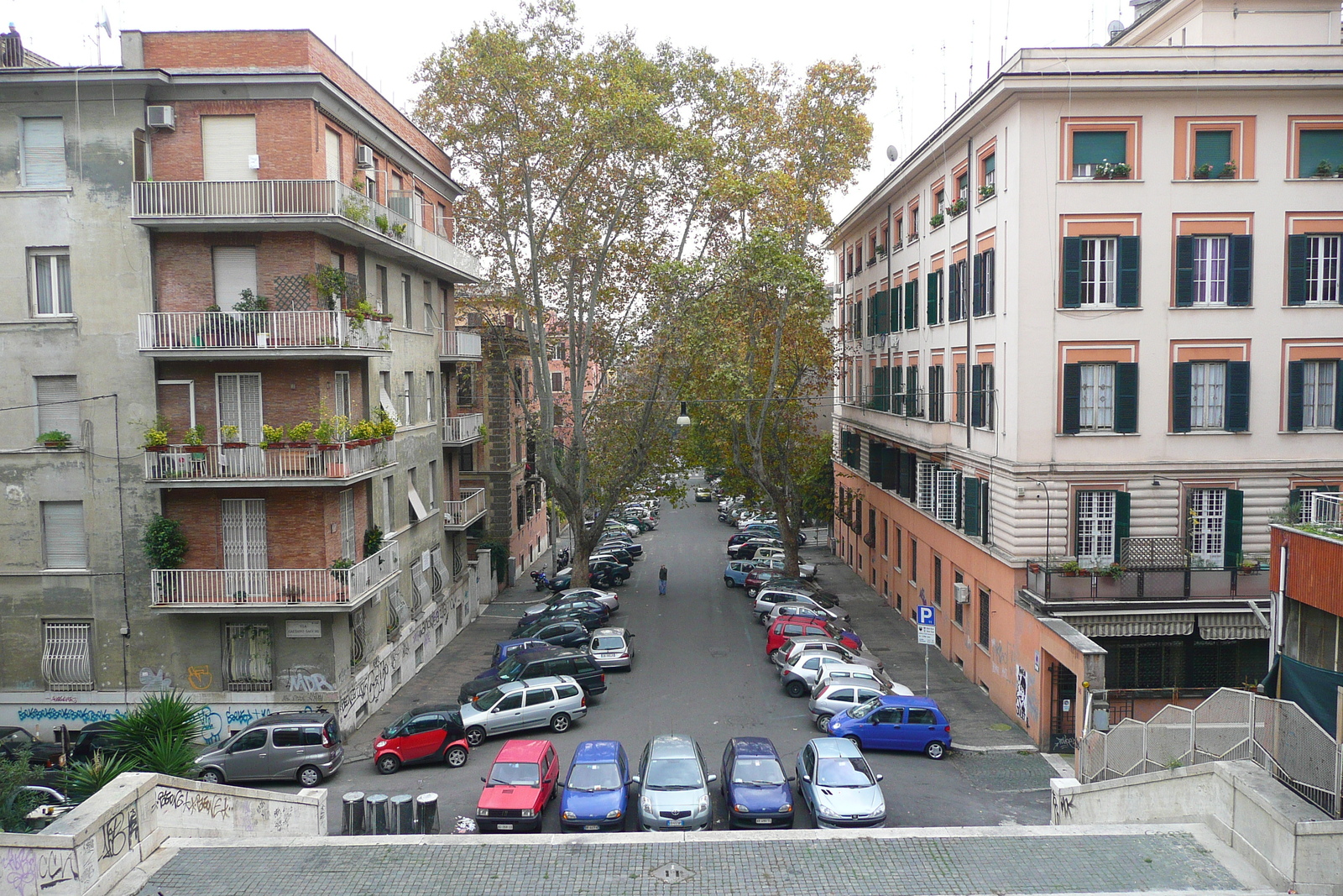 Photo Italie Rome rue Glorioso 2007-11 29