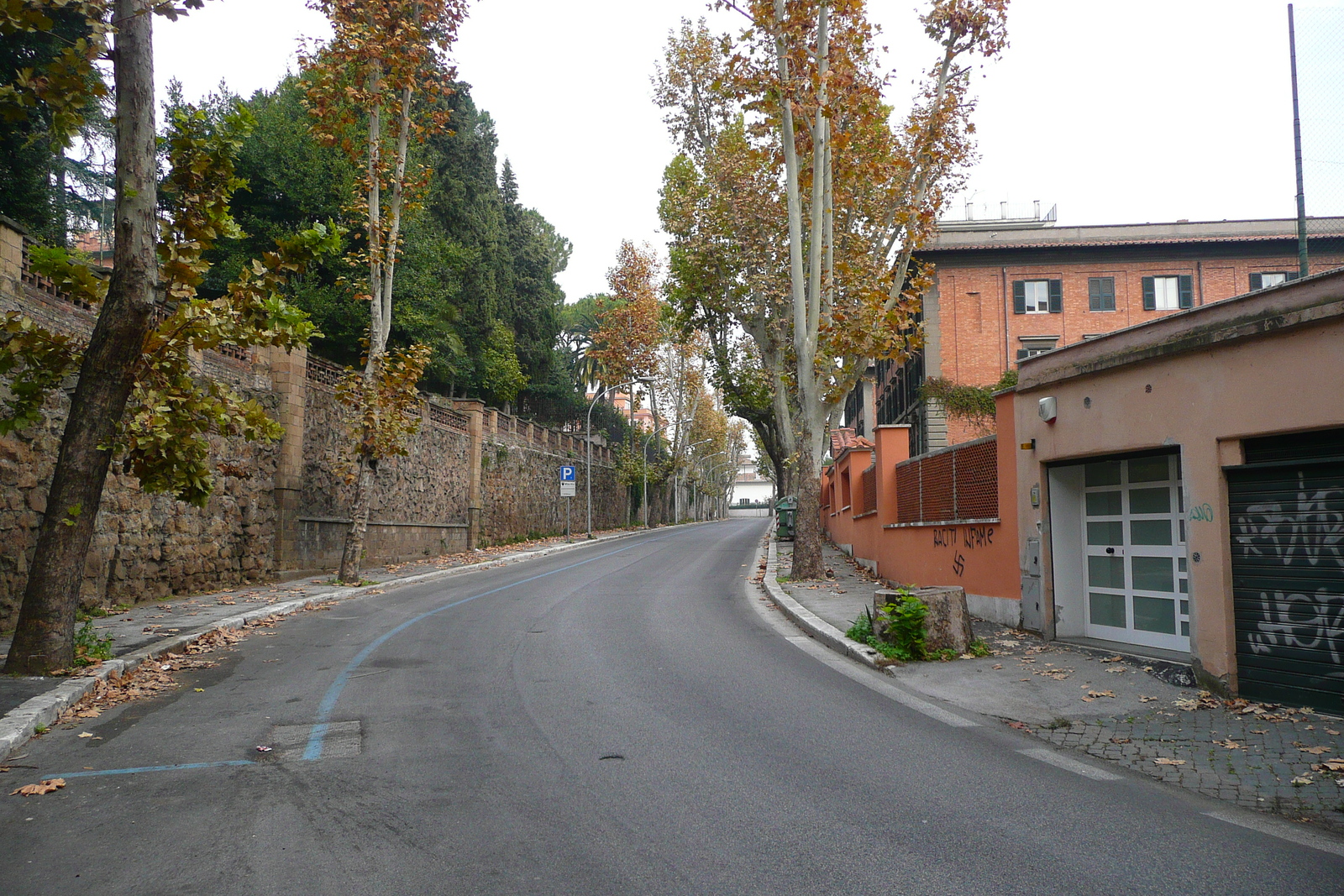 Photo Italie Rome rue du Trente Avril 2007-11 21
