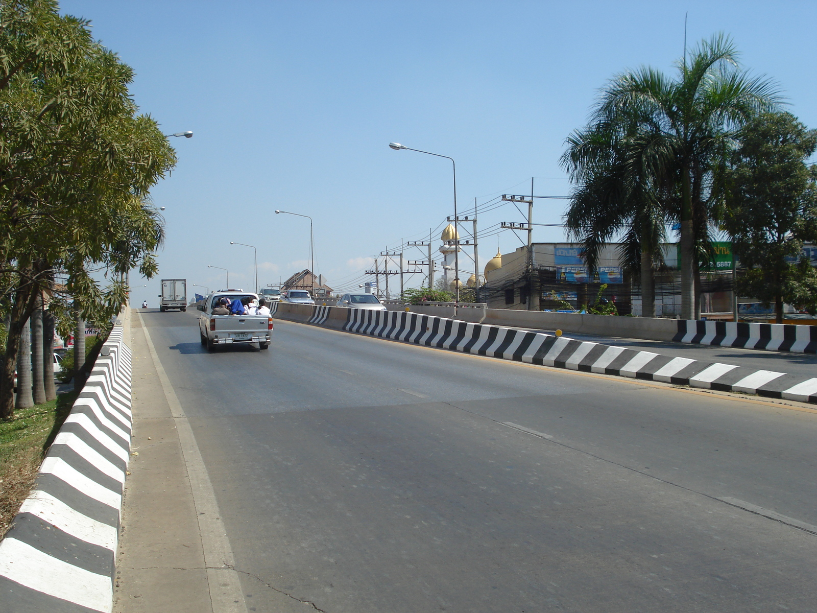 Photo Thaïlande Phitsanulok rue Mittraparp 2008-01 33