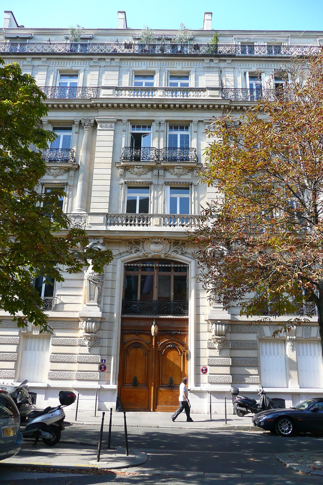 Photo France Paris Avenue Hoche 2007-09 26