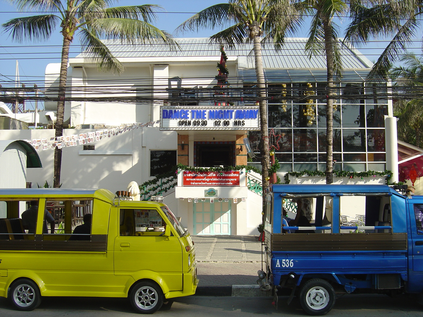 Photo Thaïlande Phuket Patong Beach Road 2005-12 76