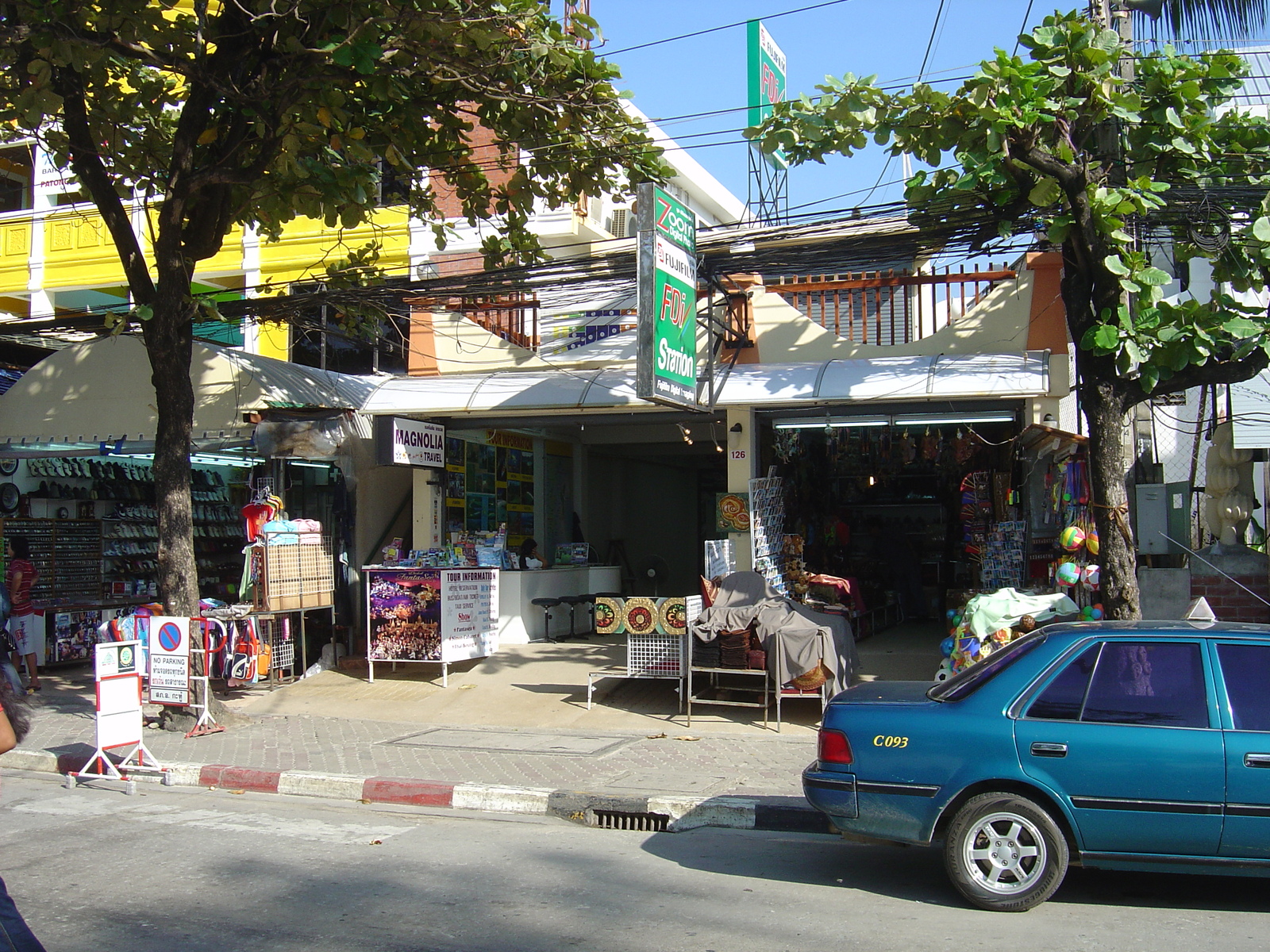 Photo Thaïlande Phuket Patong Beach Road 2005-12 84