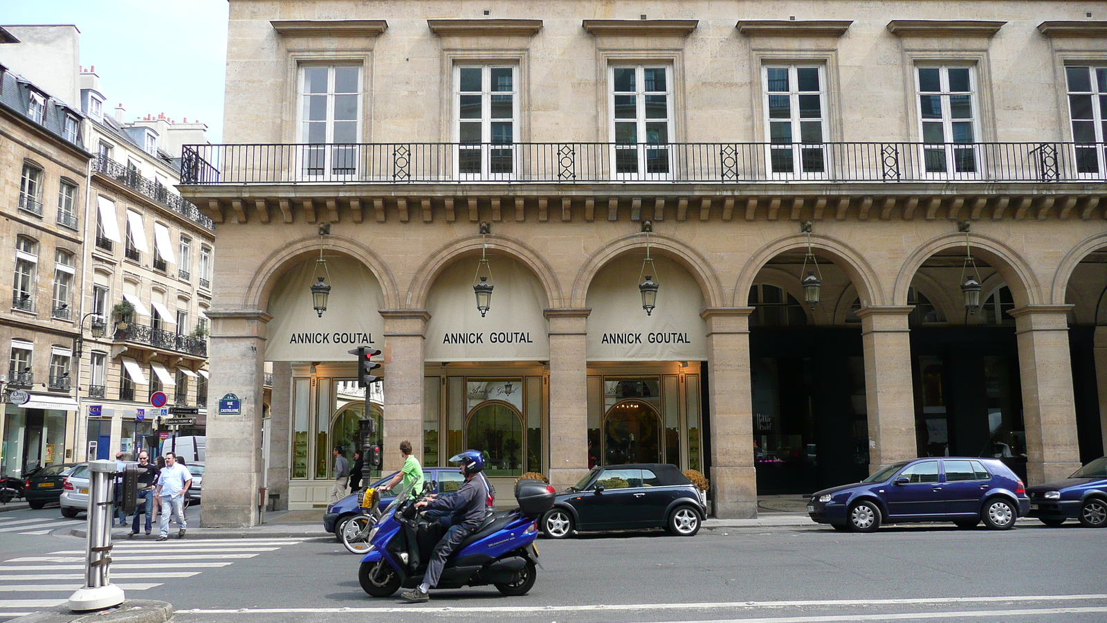 Photo France Paris Place Vendome 2007-07 7