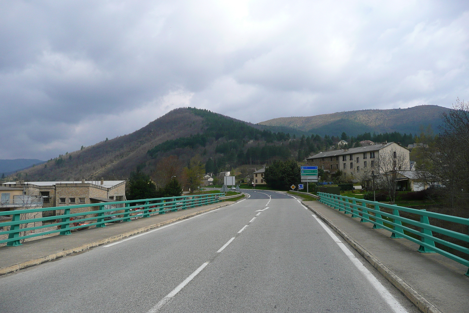 Photo France Les Cévennes route de Cocures à Florac 2008-04 7