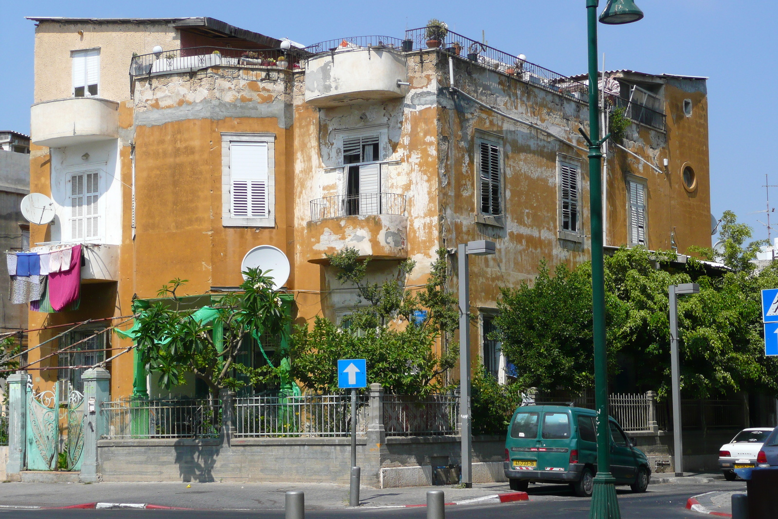 Photo Israel Tel Aviv Rue Yerushalyim 2007-06 27