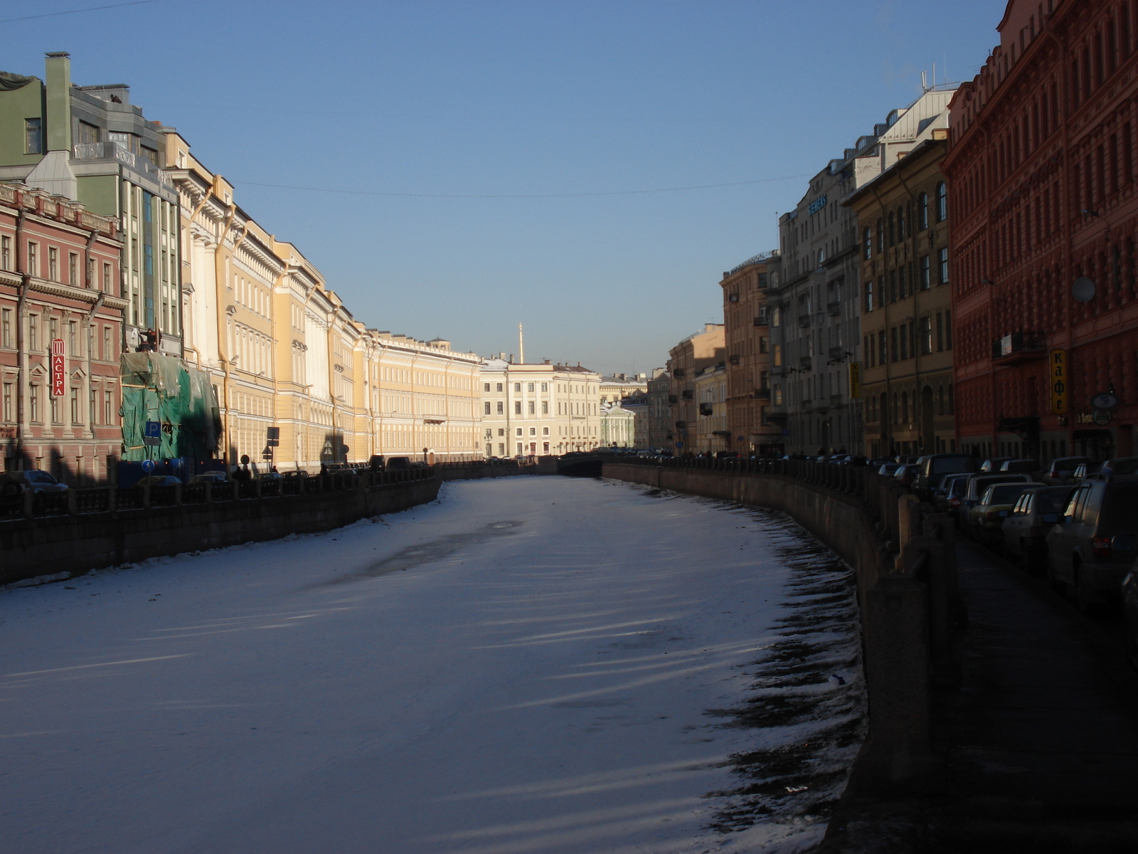 Photo Russie Saint-Pétersbourg Perspective Nevsky 2006-03 58