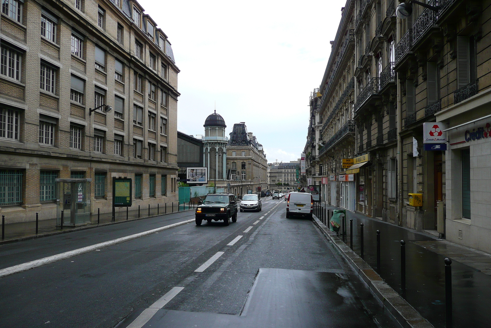 Photo France Paris Rue de Rome 2007-06 2