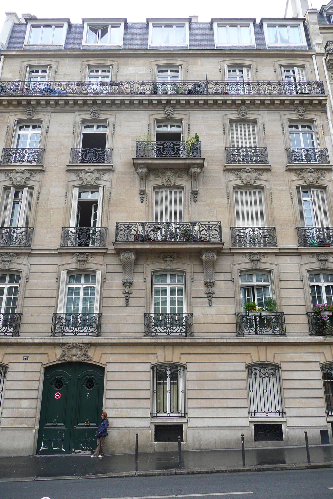 Photo France Paris Rue de Rome 2007-06 16