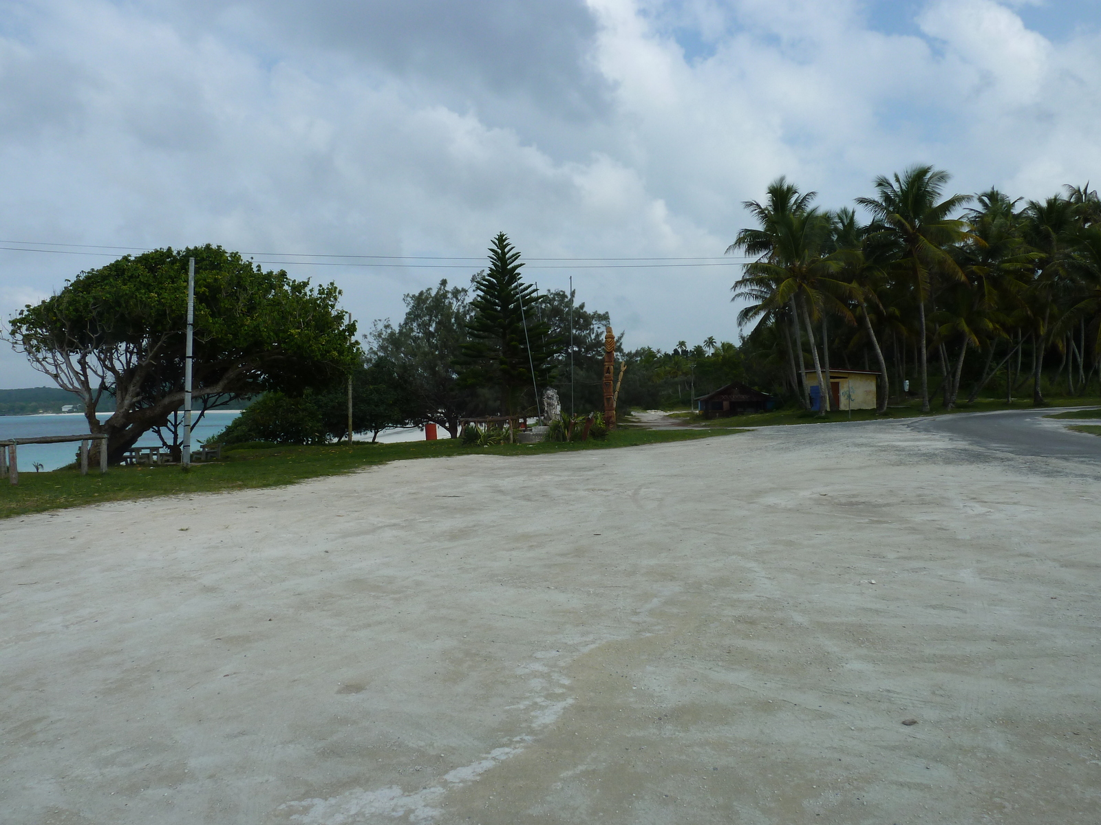 Photo Nouvelle-Calédonie Lifou Luecilla 2010-05 31