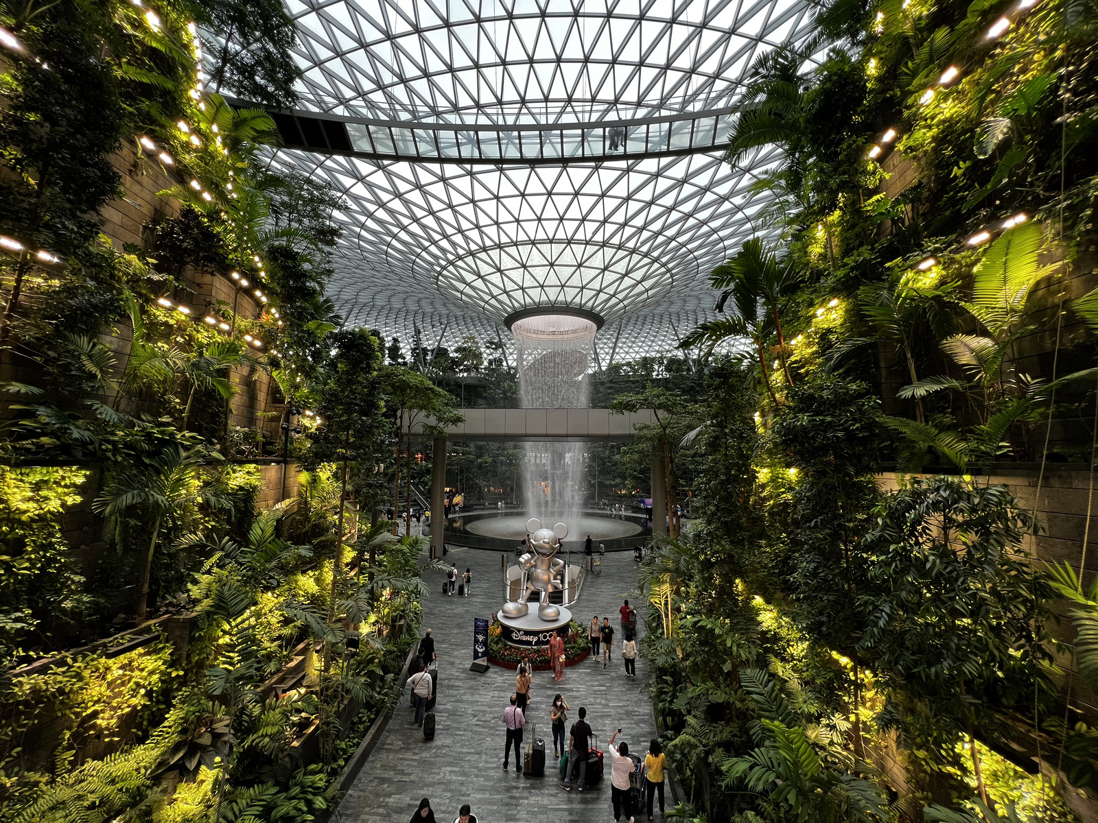 Photo Singapour Aéroport de Singapore Changi 2023-01 54