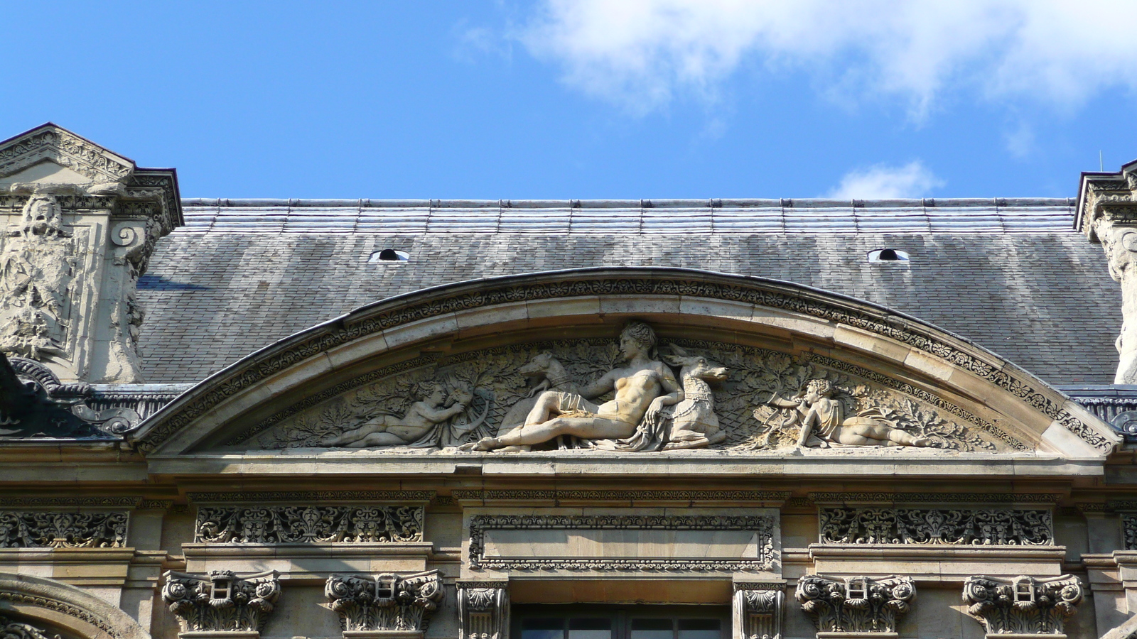Photo France Paris Le Louvre Facade sur Seine du Louvre 2007-07 17