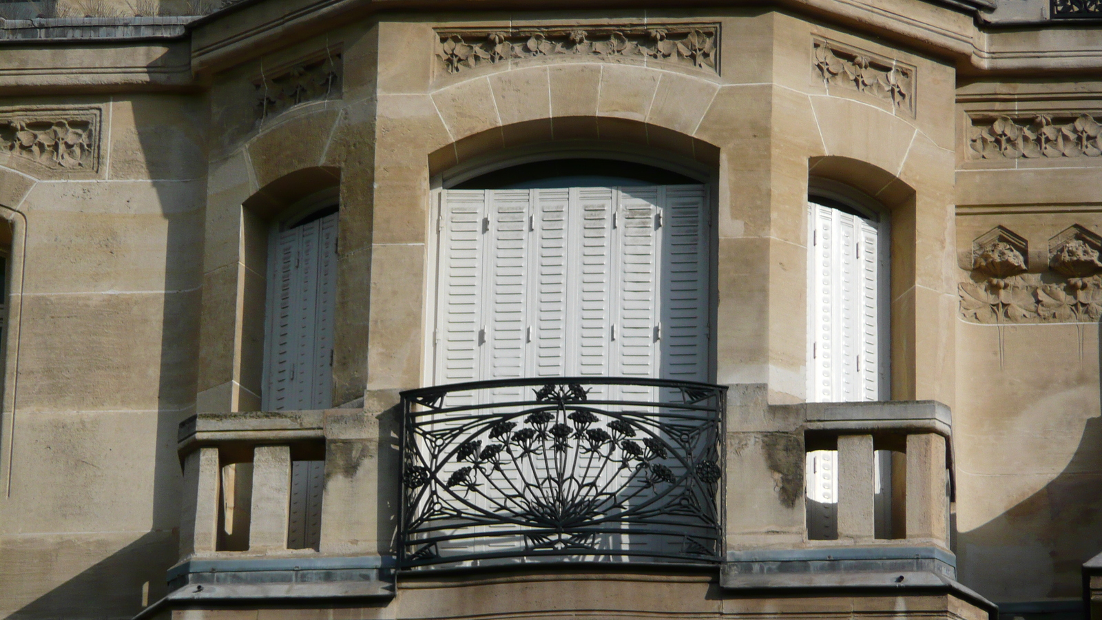 Photo France Paris 17eme Arrondissement Rue Jouffroy d'Abbans 2007-06 8