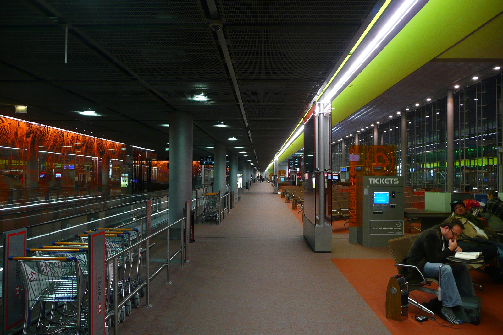 Photo France Aéroport Paris Charles de Gaulle 2007-12 2