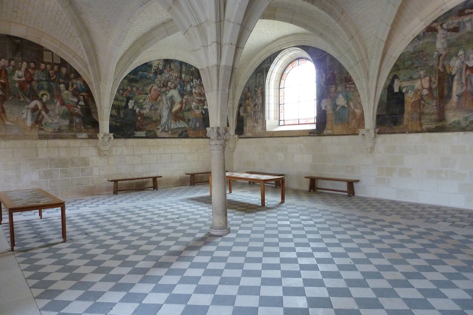Photo France Fontevraud 2011-05 78