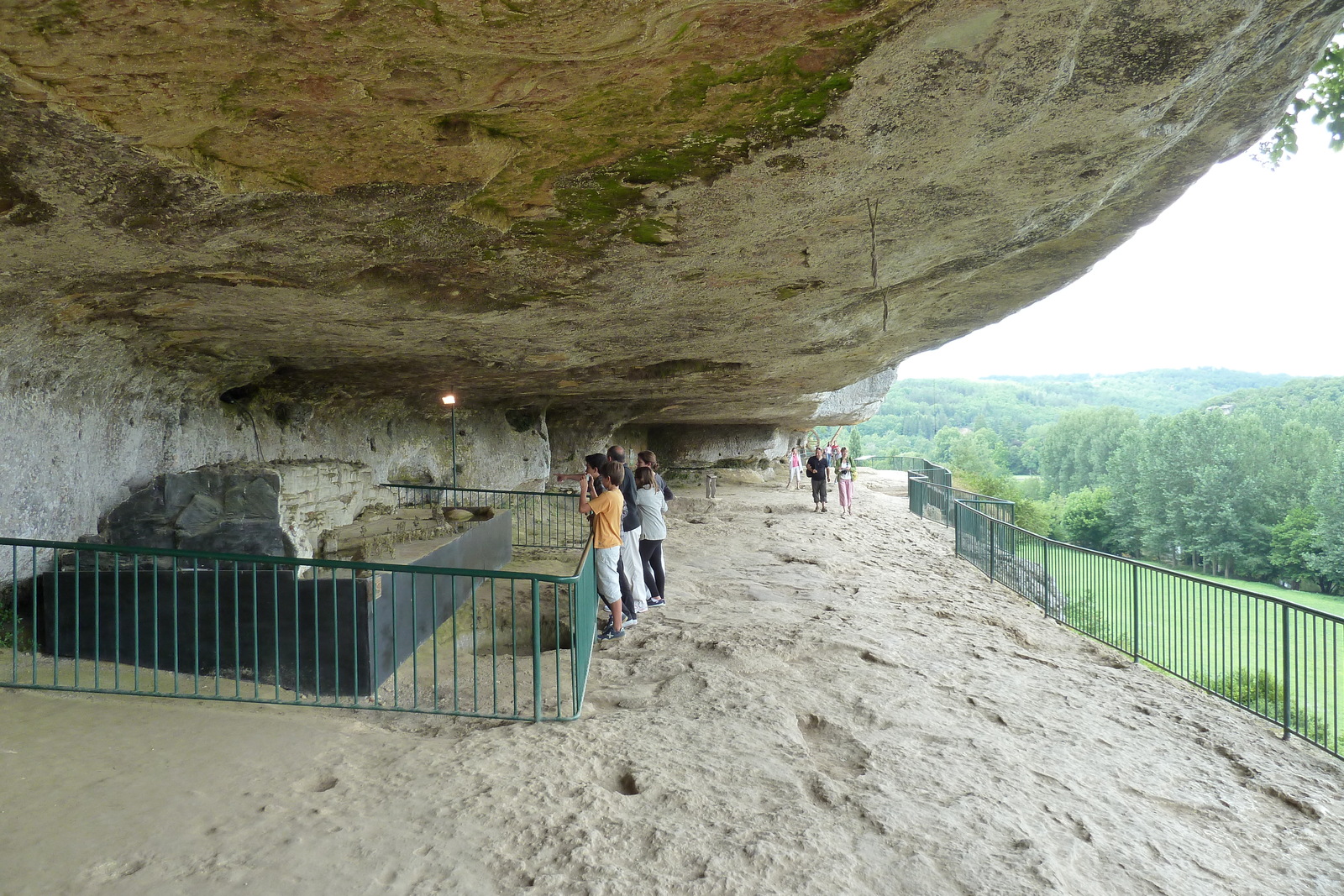 Photo France La Roque Saint Christophe 2010-08 13