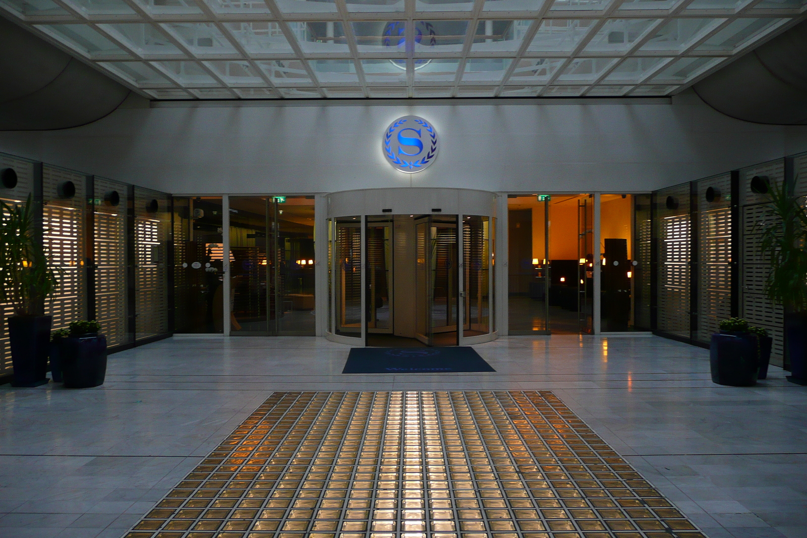 Photo France Aéroport Paris Charles de Gaulle 2007-11 19