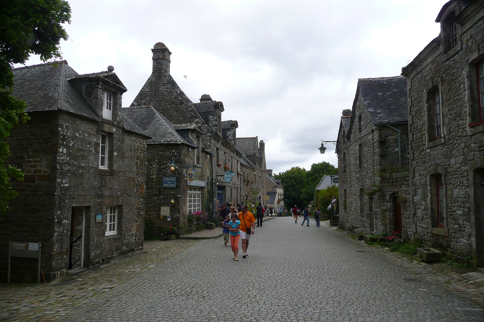 Photo France Locronan 2008-07 52