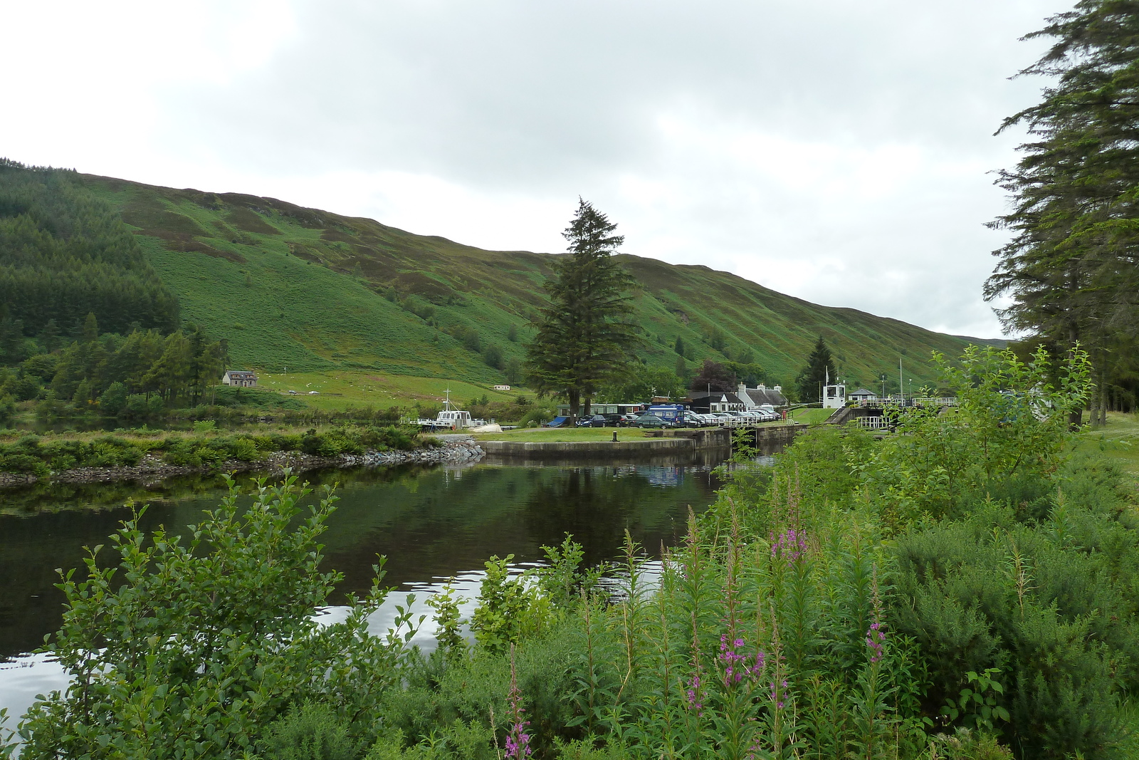 Photo Royaume-Uni Écosse Route du Loch Laggan au Loch Ness 2011-07 16