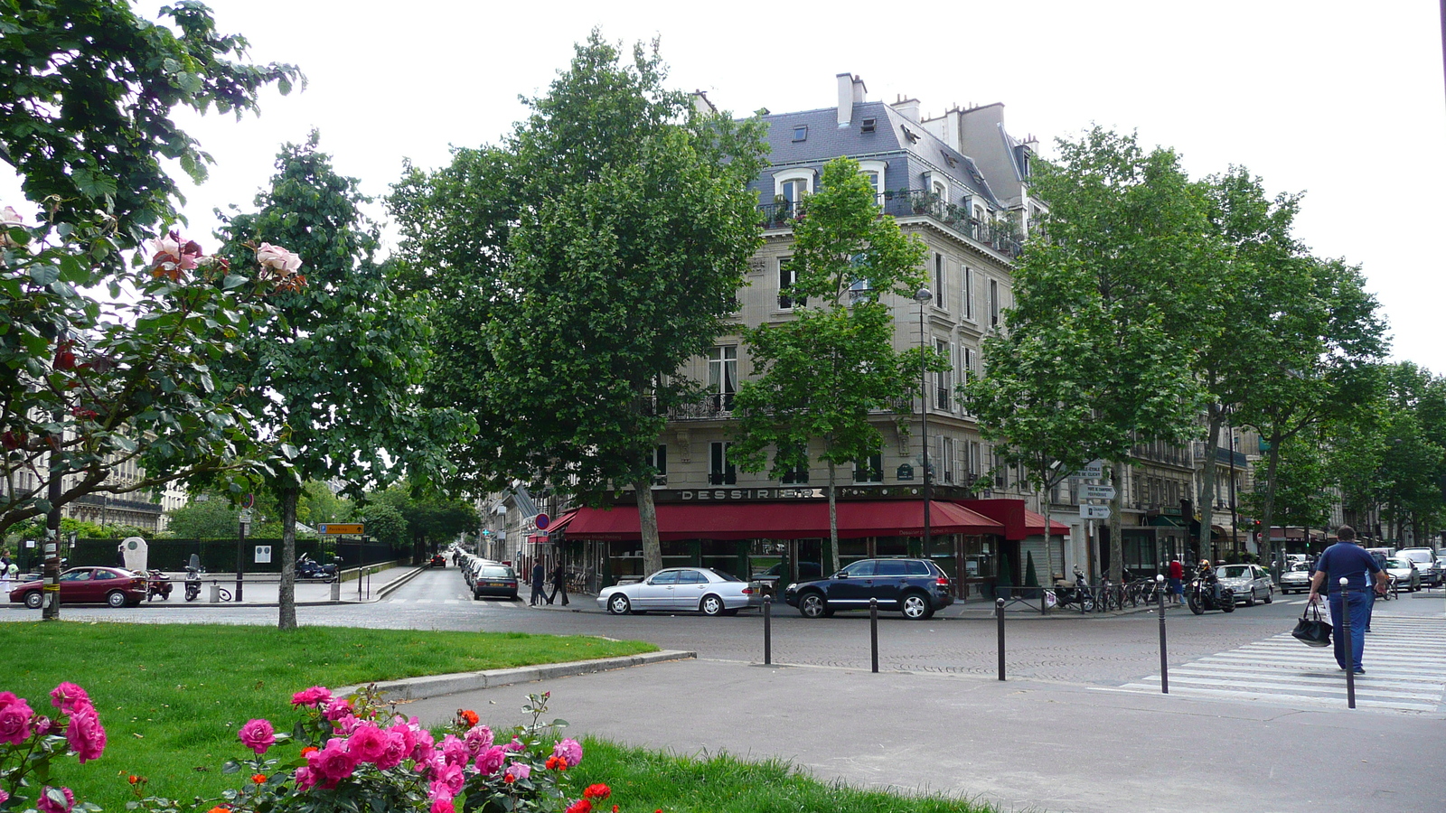 Photo France Paris 17eme Arrondissement Place Péreire 2007-05 13
