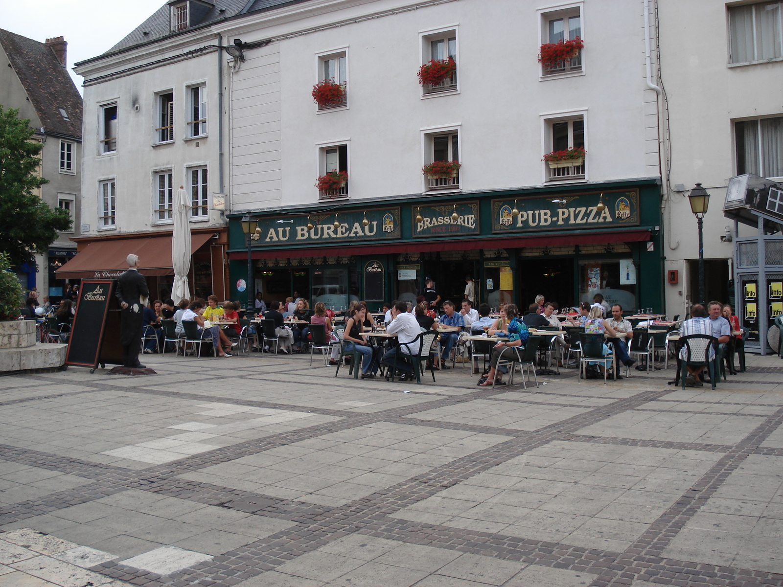 Photo France Chartres 2006-08 17