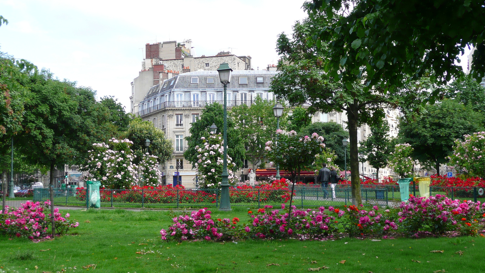 Photo France Paris 17eme Arrondissement Place Péreire 2007-05 16