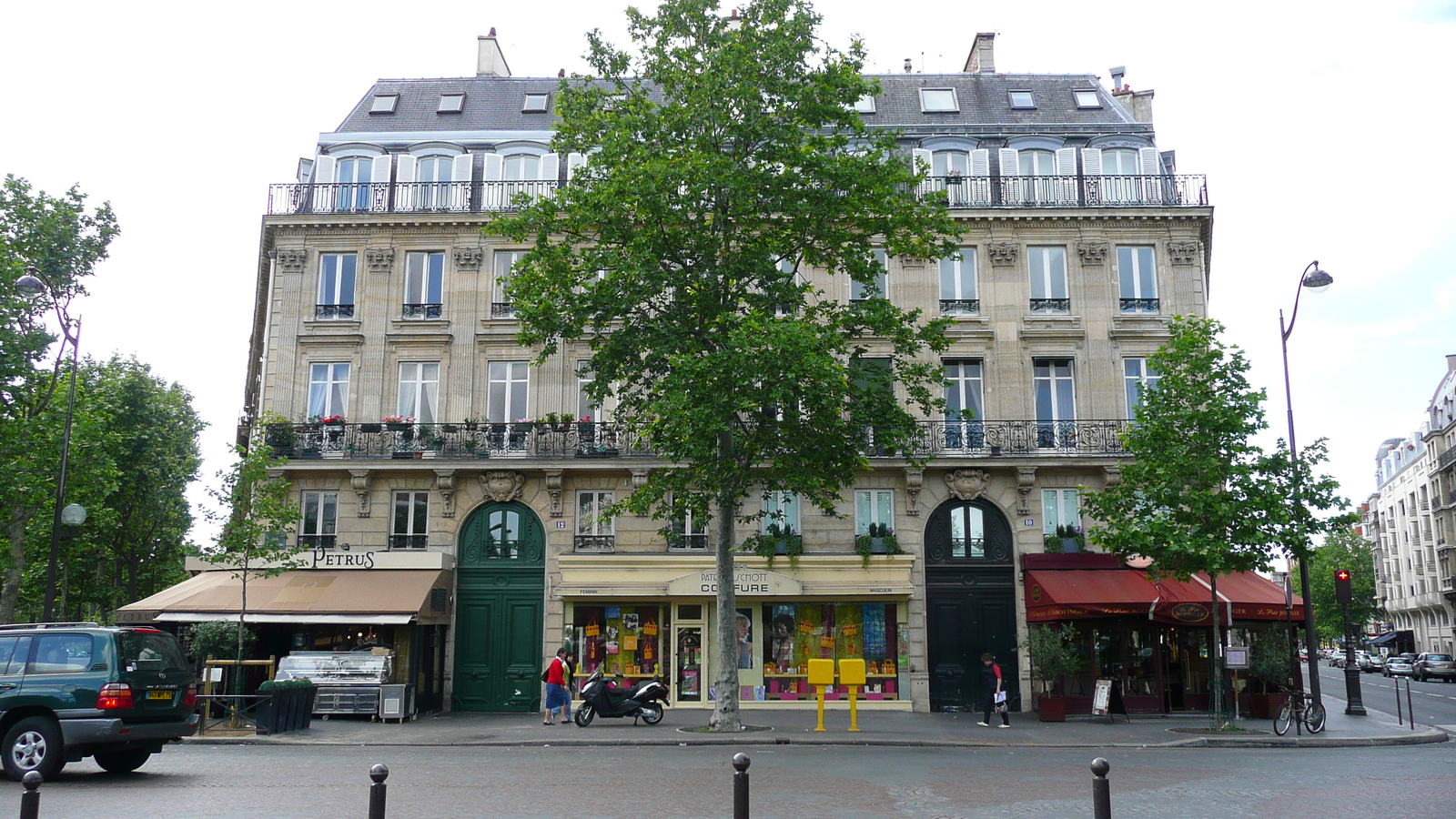 Photo France Paris 17eme Arrondissement Place Péreire 2007-05 7