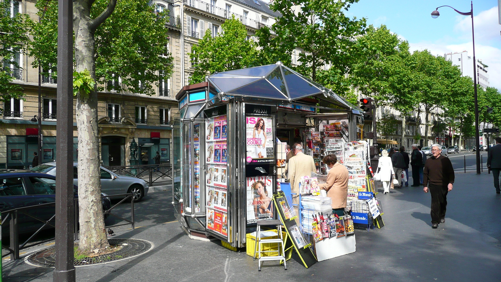 Photo France Paris 17eme Arrondissement Place Péreire 2007-05 39
